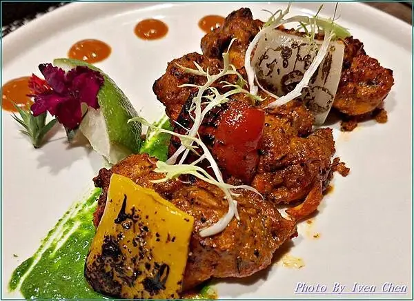 《信義區印度餐廳》好友們聚餐在市府站精緻印度料理/時尚明亮唯