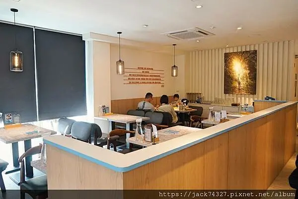 {台中美食}成真咖啡 台中首店𝗖𝗼𝗺𝗲𝗧𝗿𝘂𝗲 𝗖𝗔𝗙𝗘開幕