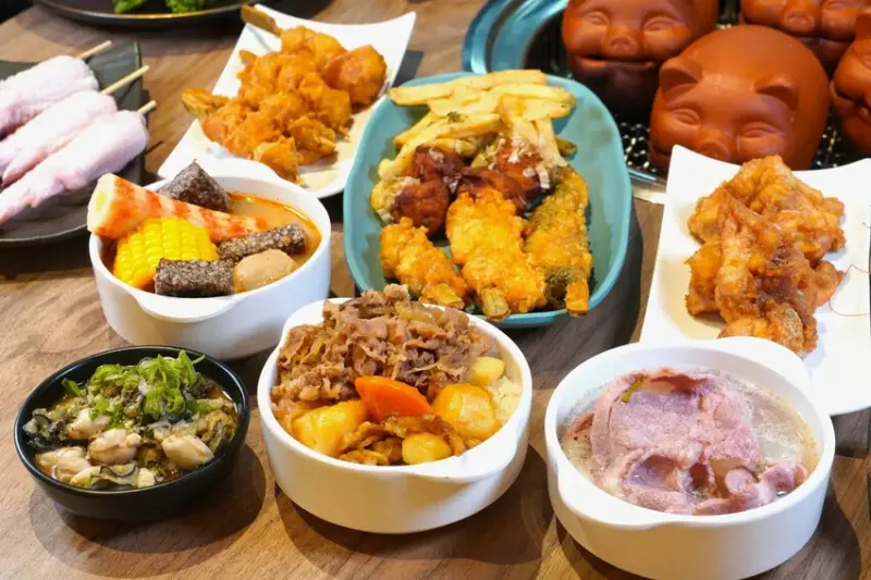 點烤串不用手軟 無限供應的烤串+燒肉 從午餐一路吃到宵夜｜築