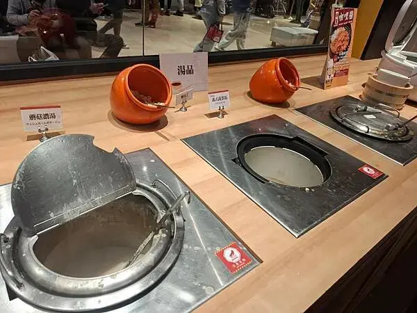 台中lalaport-橫濱牛排-漢堡排必點，自助吧吃到飽