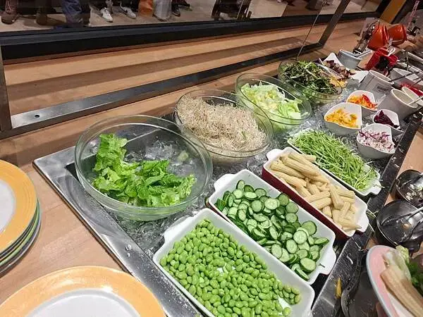 台中lalaport-橫濱牛排-漢堡排必點，自助吧吃到飽