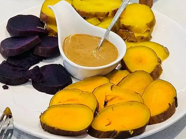 美術館附近的素食新選擇！三德六味——從簡餐店華麗轉型自助餐，