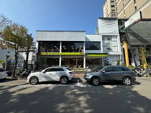 美術館附近的素食新選擇！三德六味——從簡餐店華麗轉型自助餐，