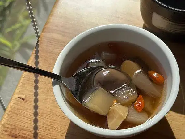 美術館附近的素食新選擇！三德六味——從簡餐店華麗轉型自助餐，