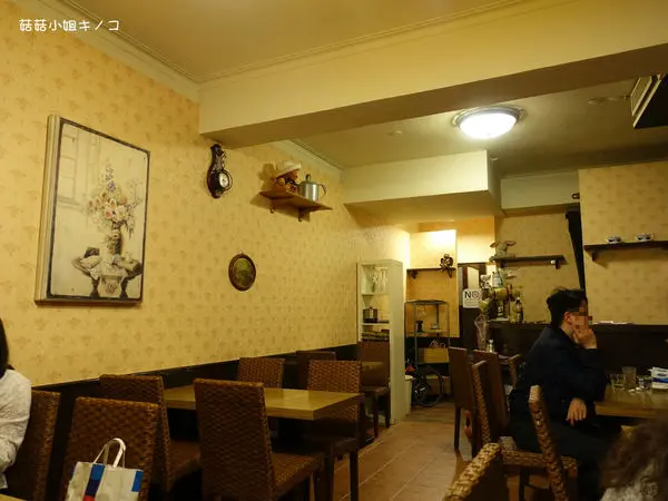 (已歇業)淡水信義線-捷運中山站-充滿老舊感外觀但有大份量的平價義大利麵~八角PASTA~