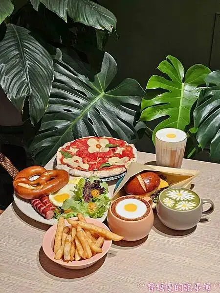 捷運頂溪．蛋室Eggstra Ordinary 早午餐 / 