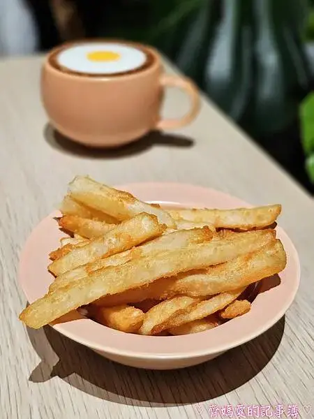 捷運頂溪．蛋室Eggstra Ordinary 早午餐 / 