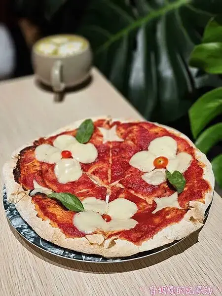 捷運頂溪．蛋室Eggstra Ordinary 早午餐 / 