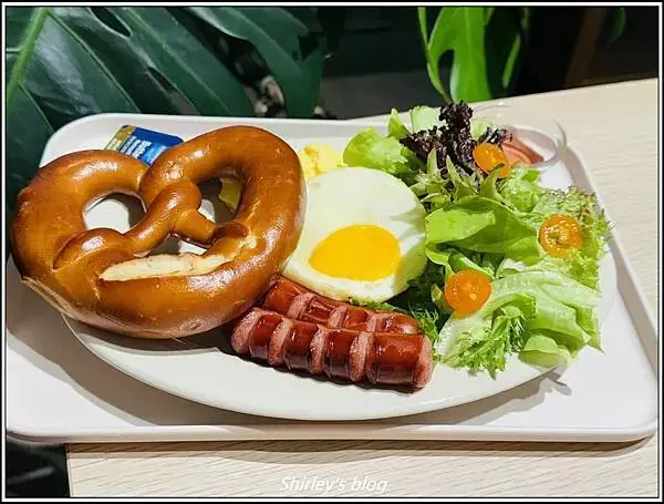 捷運頂溪站 ‧ Eggstra-ordinary 蛋室