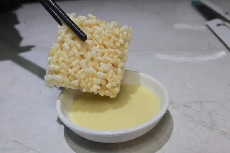 吃。台南市。美食|中西區。「狂一鍋酸菜魚-台南中山店」。。