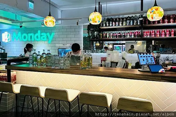 Monday 蔬食料理吧台