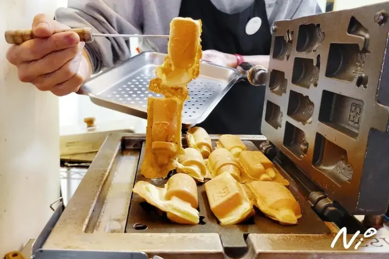 202503 基隆七堵 皇冠果汁 · 雞蛋糕