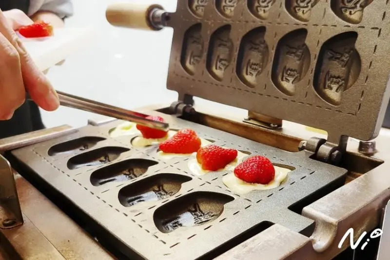 202503 基隆七堵 皇冠果汁 · 雞蛋糕