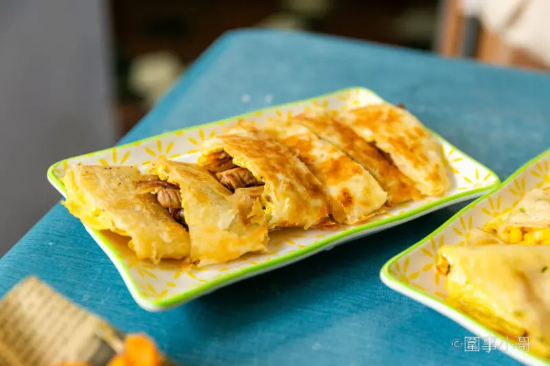 宜蘭蘇澳馬賽早餐-BONBONBRUNCH～很推薦這裡的脆皮蛋餅還有薯條，招牌的可頌鬆餅也很美味～還有超豐盛的麵麵套餐～ @圍事小哥的幸福相框