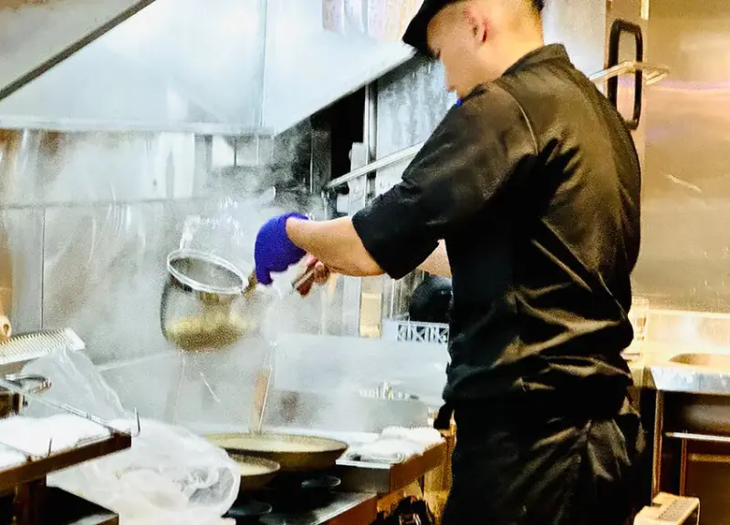 [台北-中山] 恉霜拉麵專賣｜西餐手法拉麵，甘甜雞清湯必吃美