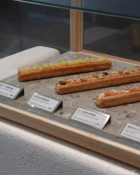 [ 台北美食 ] 微笑蜜樂 × 興波咖啡-南港打卡新地標！千