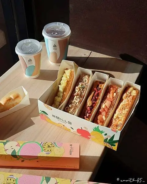 [ 台北美食 ] 微笑蜜樂 × 興波咖啡-南港打卡新地標！千