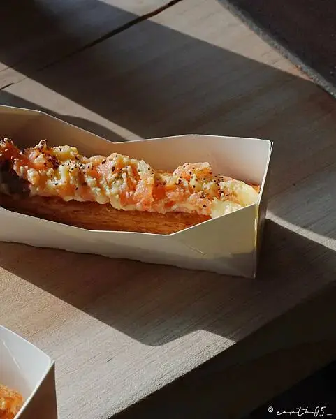 [ 台北美食 ] 微笑蜜樂 × 興波咖啡-南港打卡新地標！千