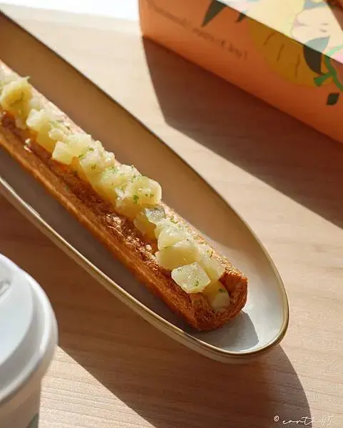 [ 台北美食 ] 微笑蜜樂 × 興波咖啡-南港打卡新地標！千