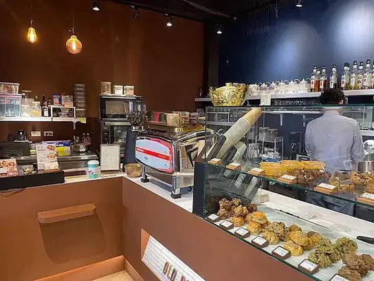 來三重喝咖啡吃甜點吧‼️✨✨三重-OLD BOY｜老男孩咖啡