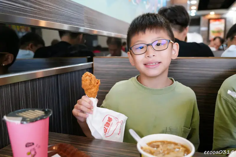 南部限定超人氣速食店「丹丹漢堡林森店」，2025丹丹漢堡菜單