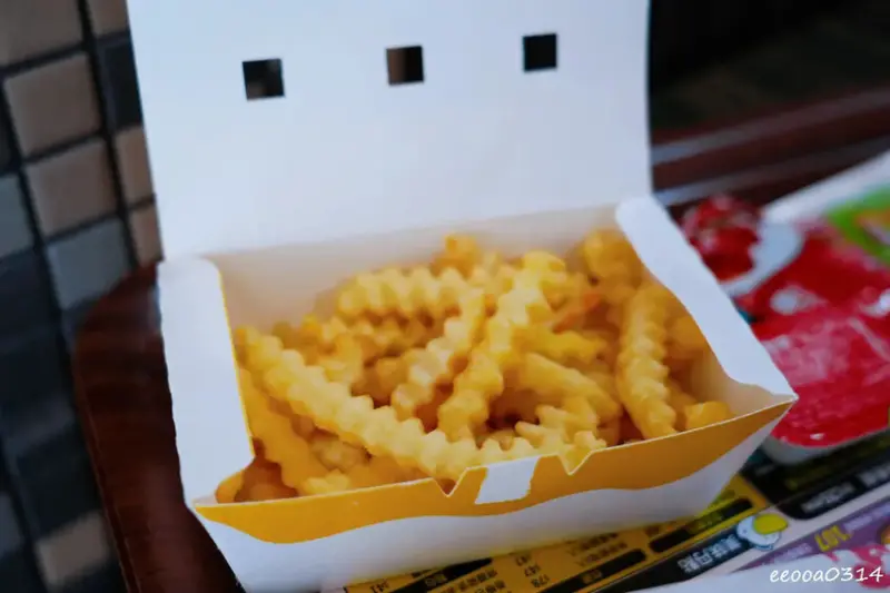 南部限定超人氣速食店「丹丹漢堡林森店」，2025丹丹漢堡菜單