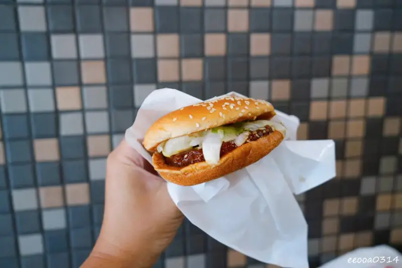 南部限定超人氣速食店「丹丹漢堡林森店」，2025丹丹漢堡菜單