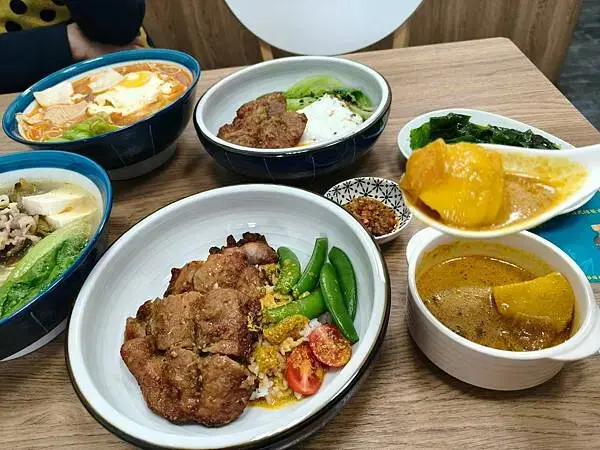 板橋美食推薦-香港mama X 參團火 - 港式料理/白金湯