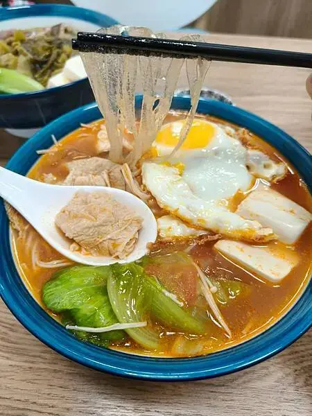 板橋美食推薦-香港mama X 參團火 - 港式料理/白金湯