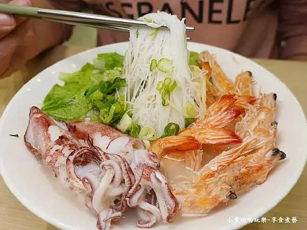 鮮蝦小卷米粉-豬一十五新北中和店 (3).jpg