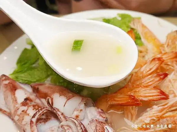 鮮蝦小卷米粉-豬一十五新北中和店 (4).jpg
