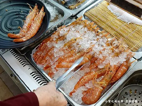 天使紅蝦吃到飽-鬼椒麻辣王火鍋烤串羅東旗艦店  (2).jpg