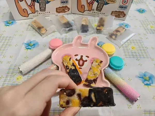 生日派對必備-金門名產伴手禮-水獺Q成人限定點心!!好吃雪Q