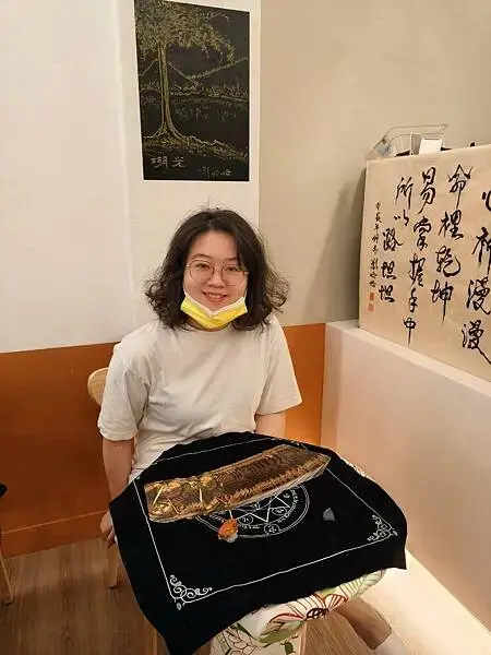 西門萬華-咖易啡命理咖啡館-感到累了嗎?來這喝一杯咖啡吃個輕