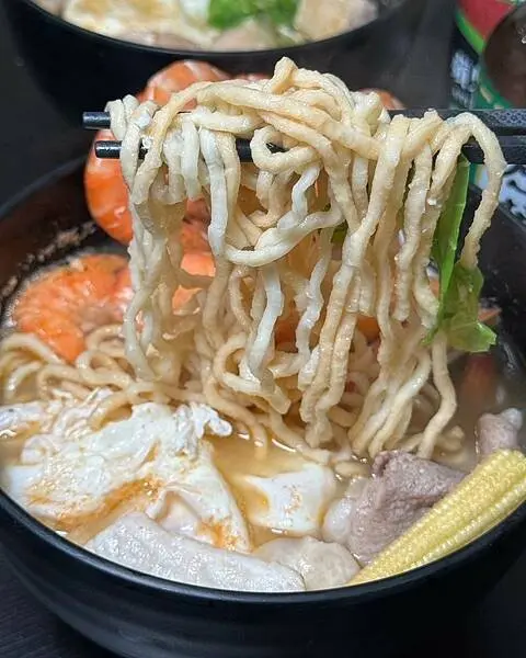 LINE_ALBUM_佳有_250324_18