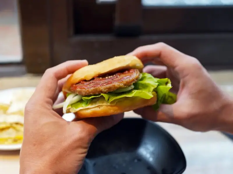 【台南早午餐推薦】早頓早午餐，讓我回訪N次！起司瀑布脆皮蛋餅