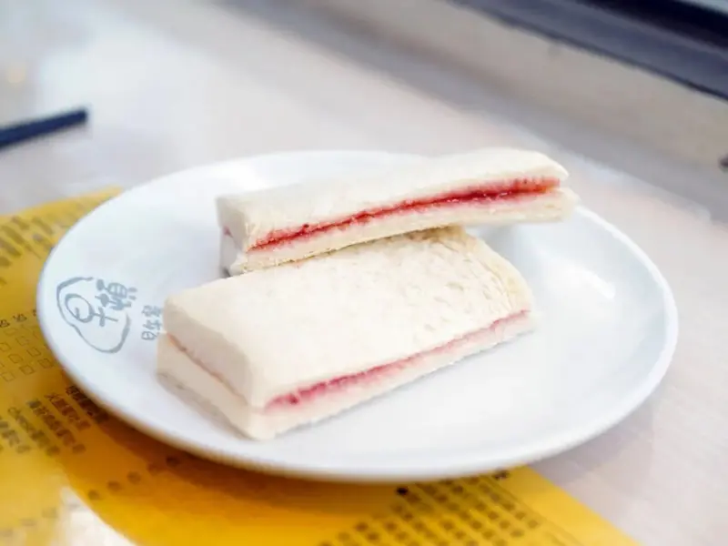 【台南早午餐推薦】早頓早午餐，讓我回訪N次！起司瀑布脆皮蛋餅