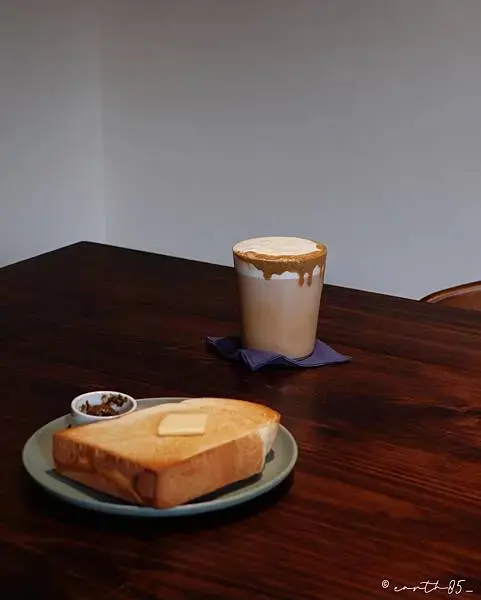 [ 台北美食 ] 坪庵茶廳-古亭商圈新開幕質感茶廳 鐵觀音 