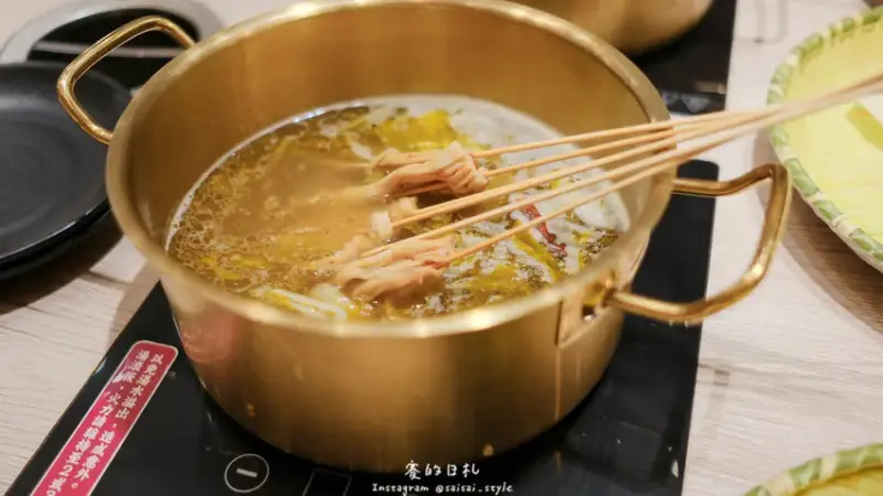 餉串串 單人鴛鴦鍋｜台中西屯區美食推薦｜超道地的大陸火鍋串串