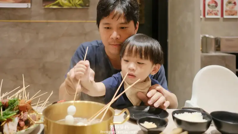 餉串串 單人鴛鴦鍋｜台中西屯區美食推薦｜超道地的大陸火鍋串串