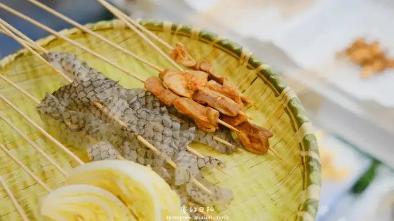 餉串串 單人鴛鴦鍋｜台中西屯區美食推薦｜超道地的大陸火鍋串串