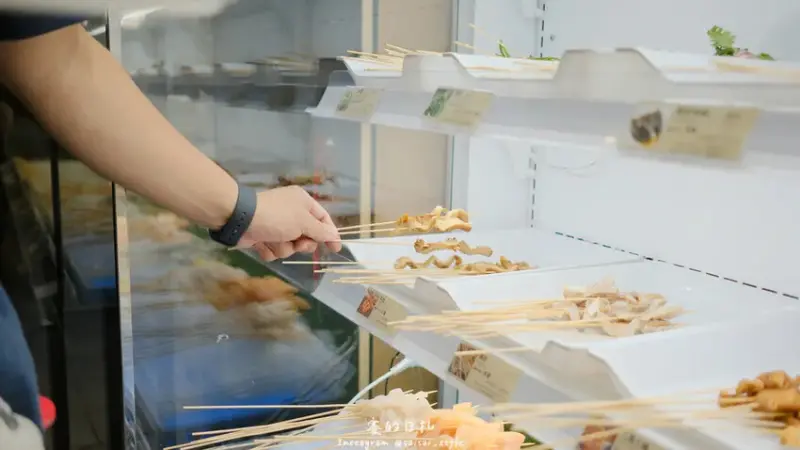 餉串串 單人鴛鴦鍋｜台中西屯區美食推薦｜超道地的大陸火鍋串串