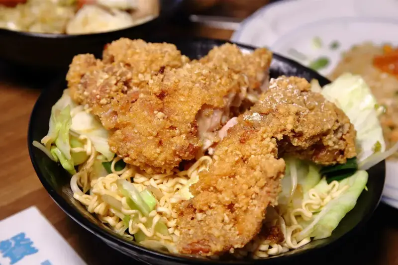 早安好食光x嘟比飯麵館，新店終於有很好吃的早午餐了！超強炒泡