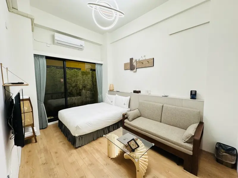 【安平胡桃民宿】台南安平包棟民宿推薦！帶你體驗獨特景觀泡腳池