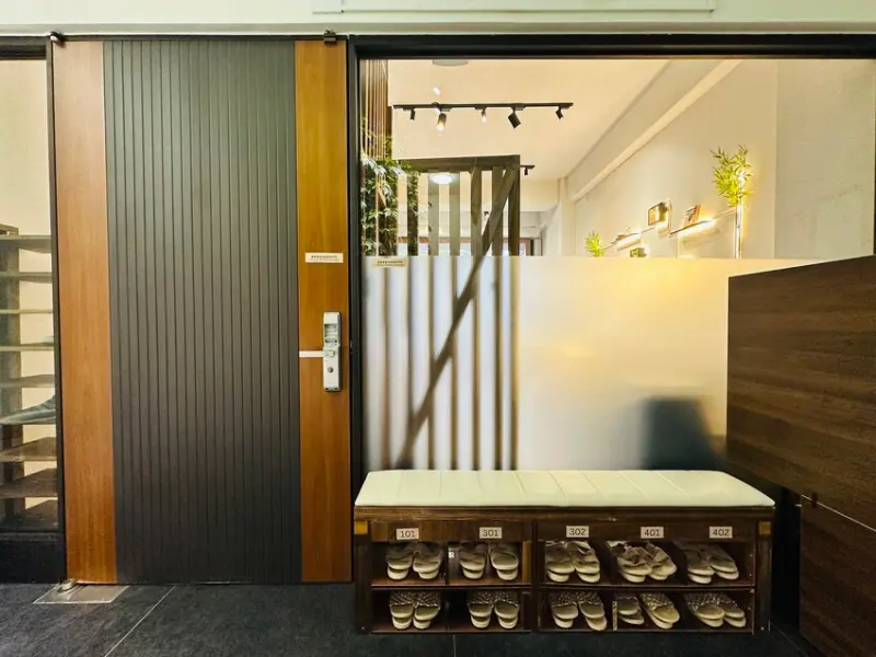 【安平胡桃民宿】台南安平包棟民宿推薦！帶你體驗獨特景觀泡腳池