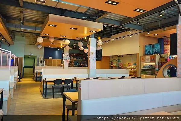 {台中美食}咱們小時候/全台唯一親子派對餐廳，全新200坪環