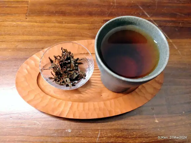 「玉虫畫室 tama.atelier｣(Coffee shop, liberary and painting studio three in one complex houe)， Nangang, Taipei, Mar 31, 2024, SJKen.