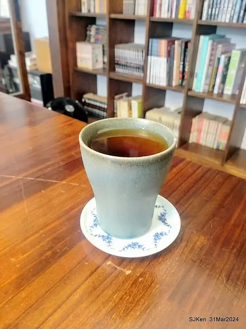 「玉虫畫室 tama.atelier｣(Coffee shop, liberary and painting studio three in one complex houe)， Nangang, Taipei, Mar 31, 2024, SJKen.