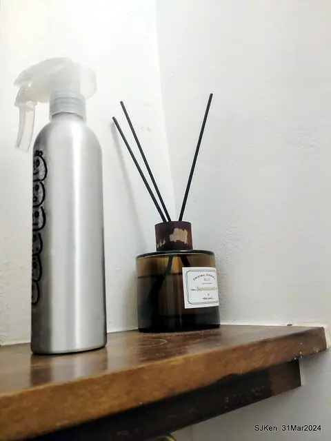 「玉虫畫室 tama.atelier｣(Coffee shop, liberary and painting studio three in one complex houe)， Nangang, Taipei, Mar 31, 2024, SJKen.