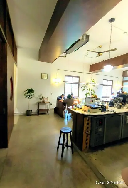 「玉虫畫室 tama.atelier｣(Coffee shop, liberary and painting studio three in one complex houe)， Nangang, Taipei, Mar 31, 2024, SJKen.